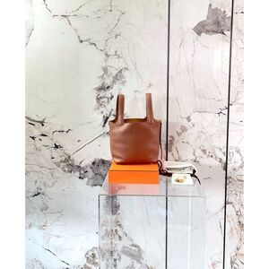 Hermès Women Pre-Loved Bag Very Good Condition